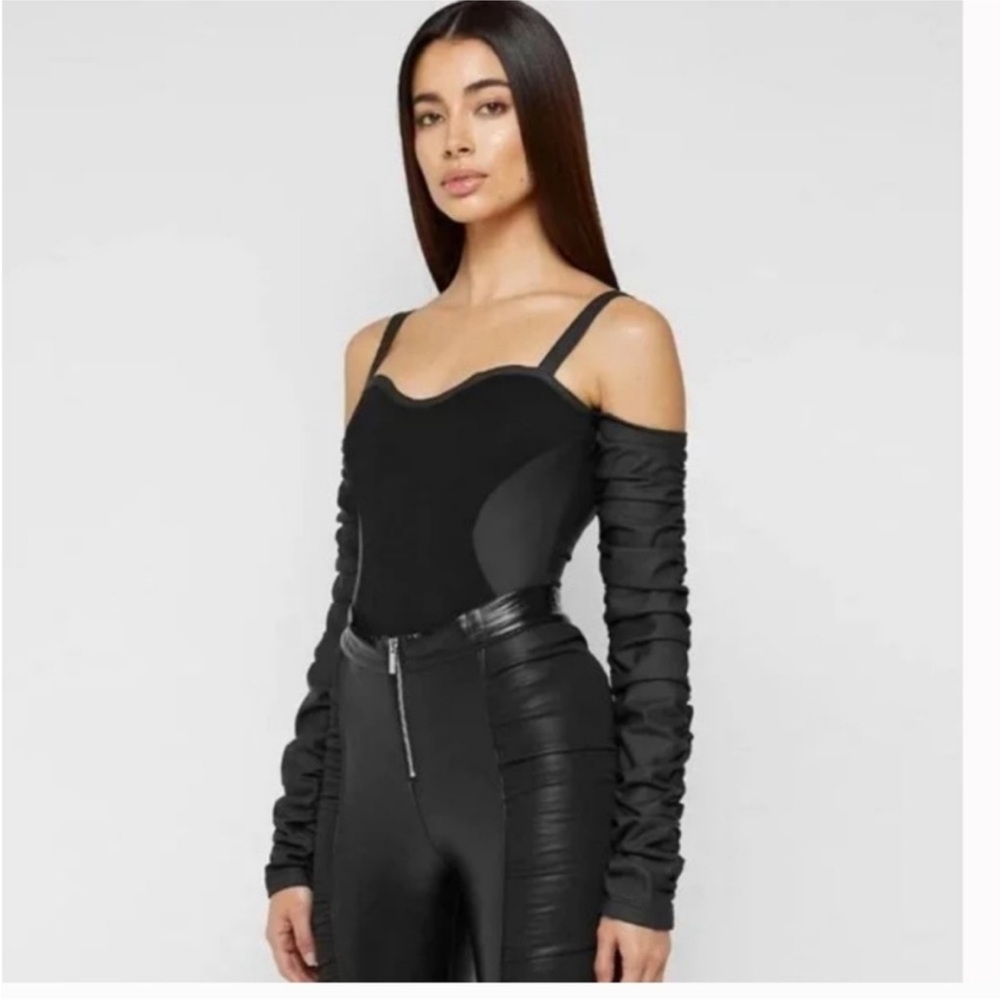 Maniere de voir leather sleeves bodysuit